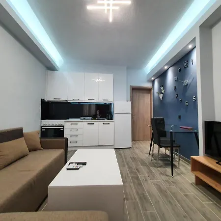 Athonos Apartment *
