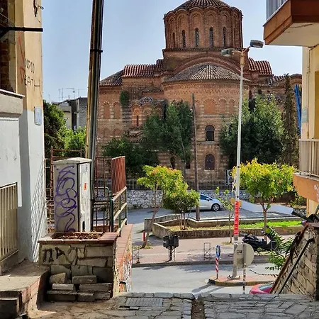 Athonos Apartment *