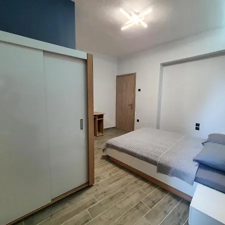 Athonos Apartment